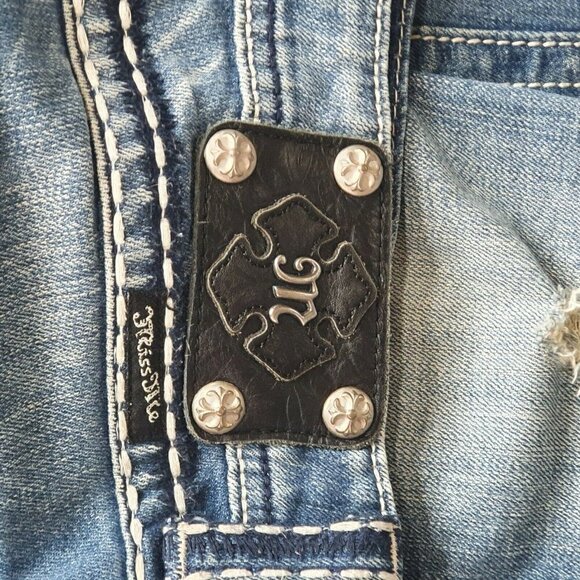 Miss Me Womens Distressed Boyfriend Capri Jeans Cropped Bling Size 28 JPB5014 - Picture 5 of 12